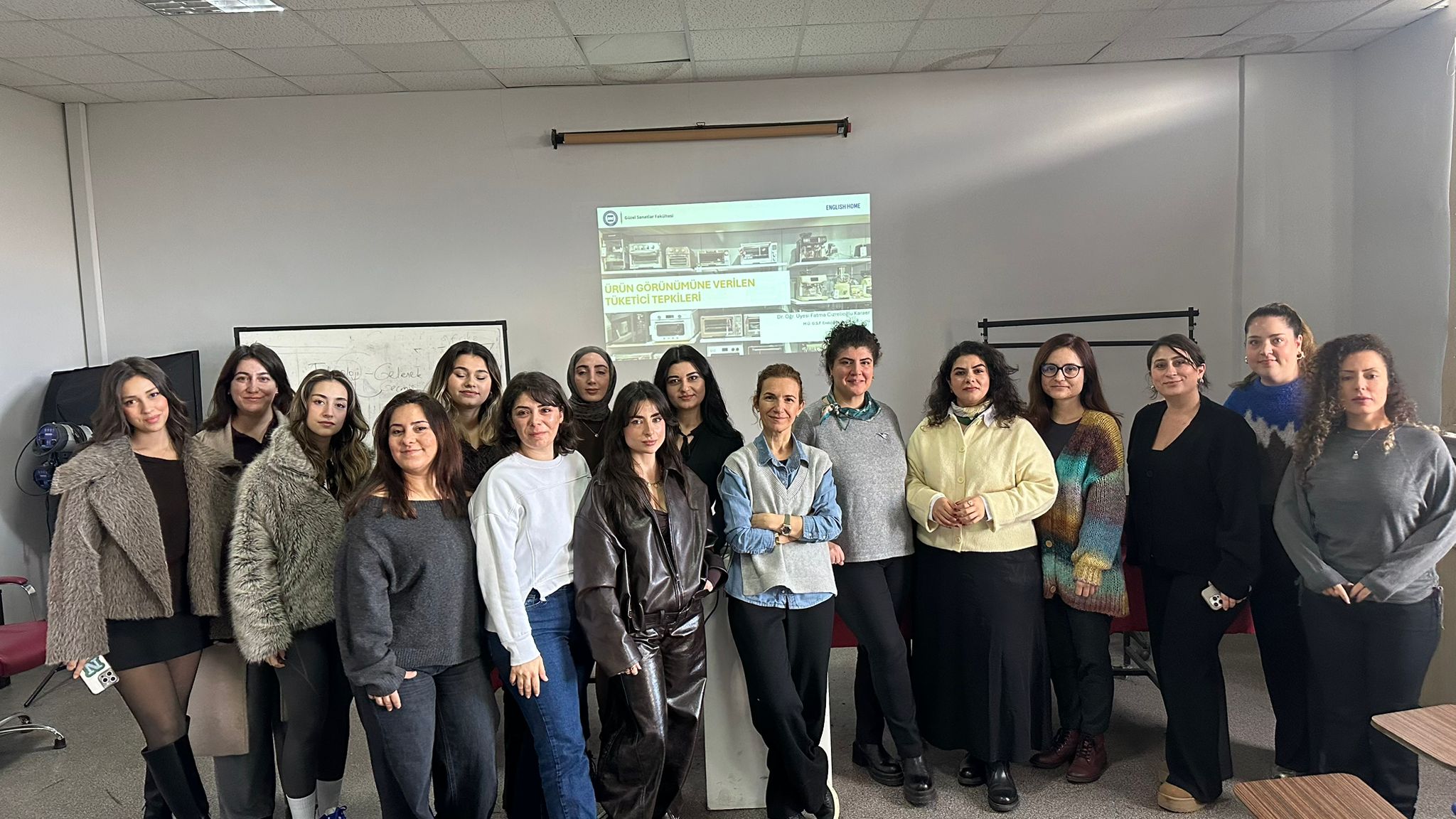 EnglishHome (1).jpg (350 KB)